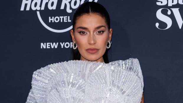 Nicole Williams English